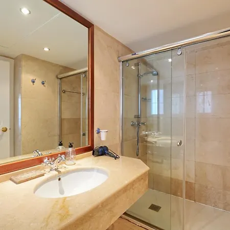 Beach Side 2 Bedroom In La Gavia Apartment